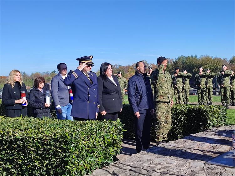 Slika /2024/svi sveti 5.jpg